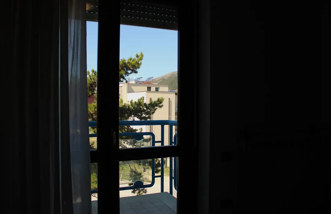 Hotel L'AQUILA 99-1